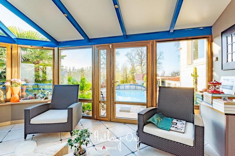 Maison de ville - 247 m² - 10 pièces