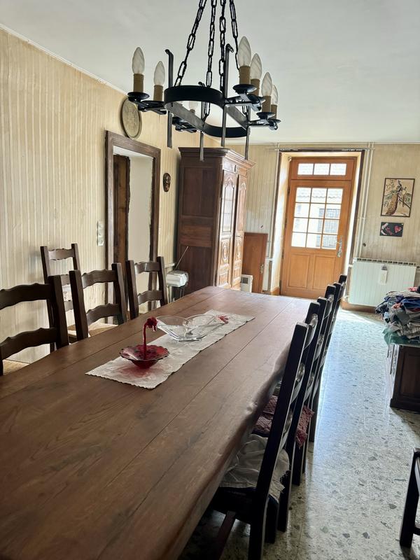 Maison ancienne - 180 m² - 12 pièces