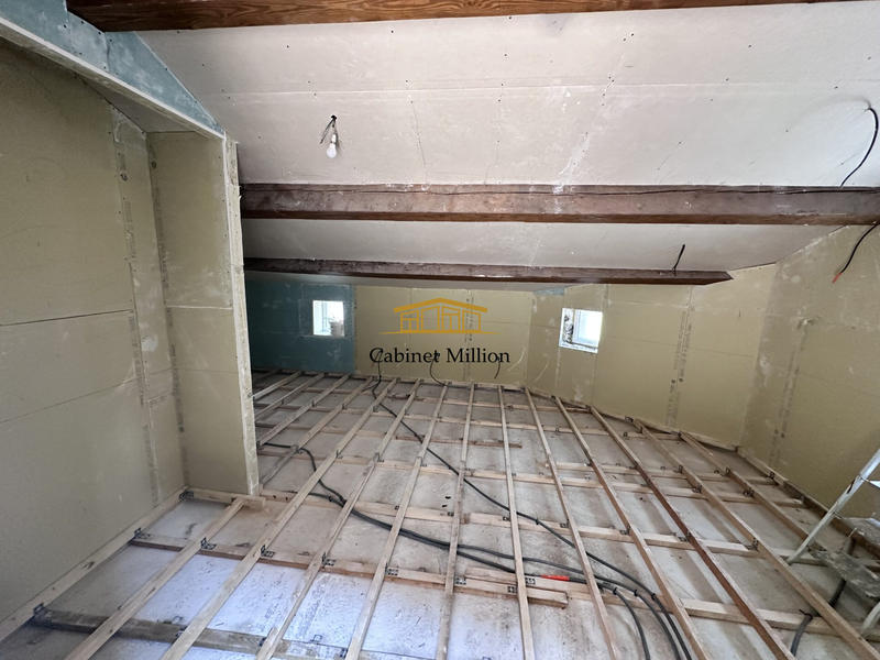 Maison - 82 m² - 5 pièces