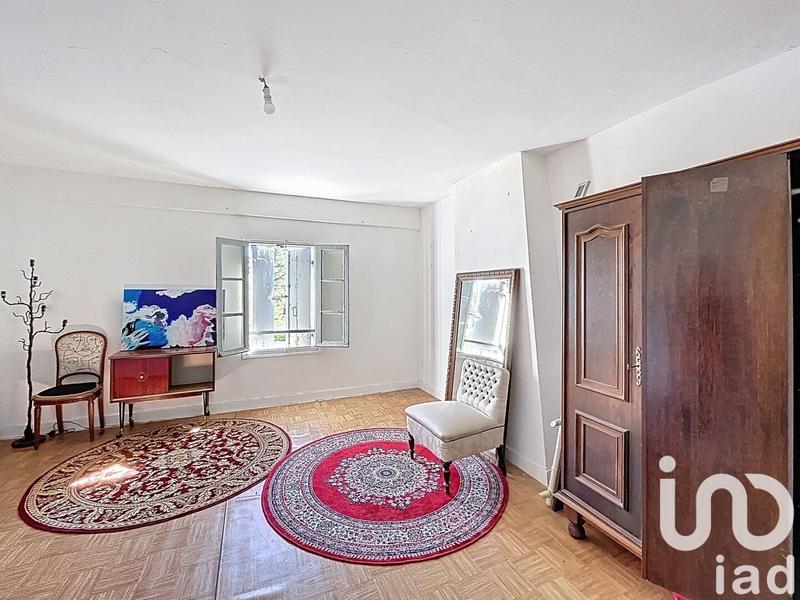 Maison - 180 m² - 5 pièces