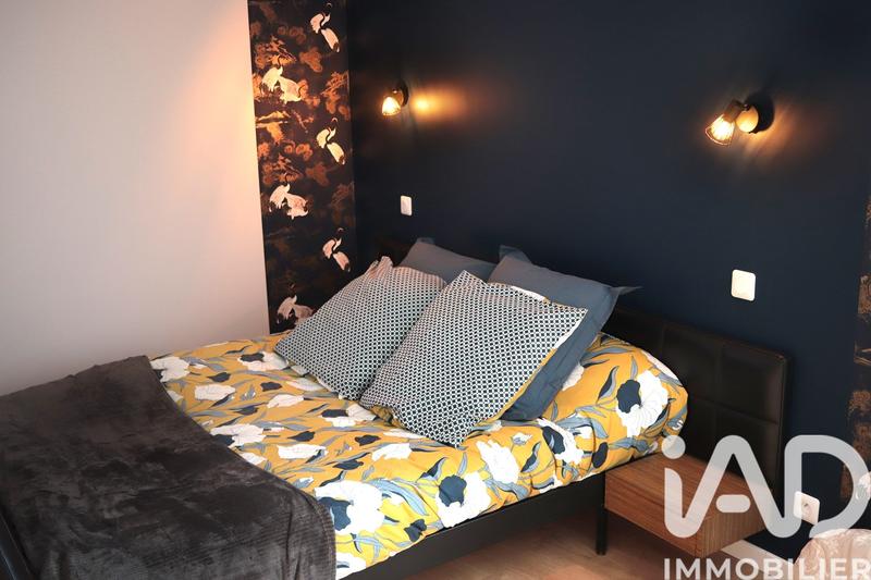 Maison - 213 m² - 10 pièces