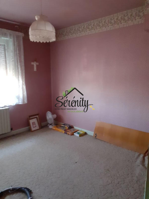 Maison - 90 m² - 5 pièces