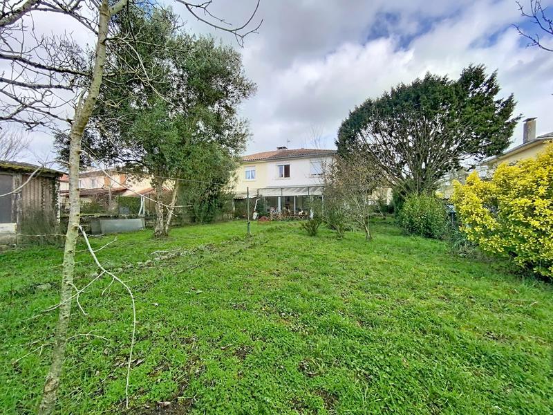 Maison - 86 m² - 4 pièces