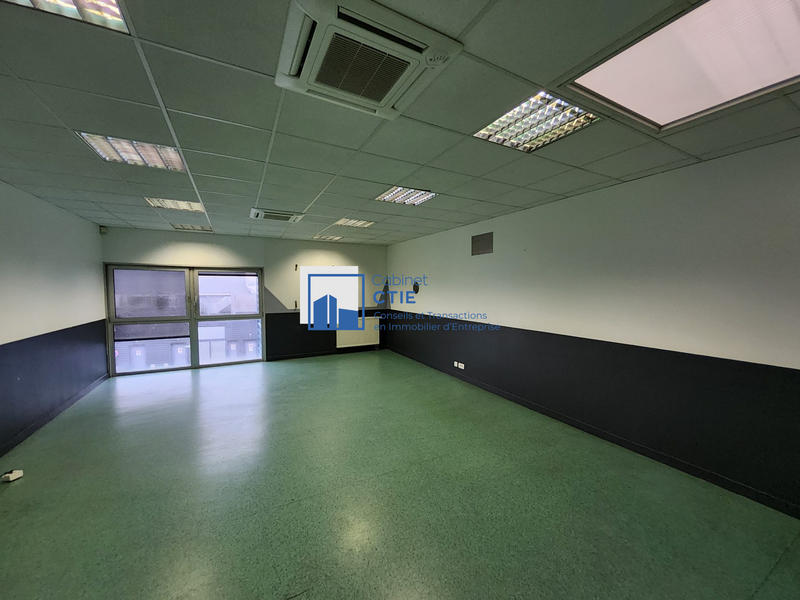 Bureau - 310 m²