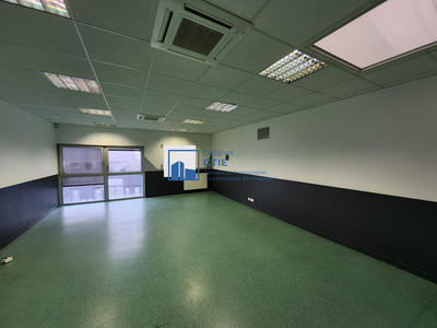 Bureau - 310 m²