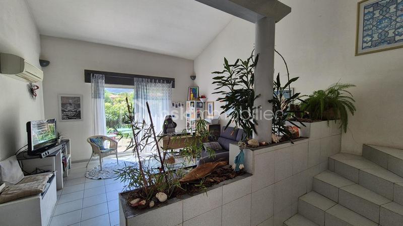 Maison traditionnelle - 131 m² - 6 pièces