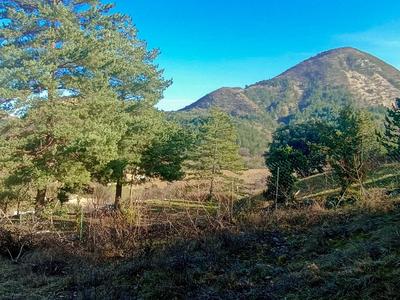 Terrain constructible - 835 m²