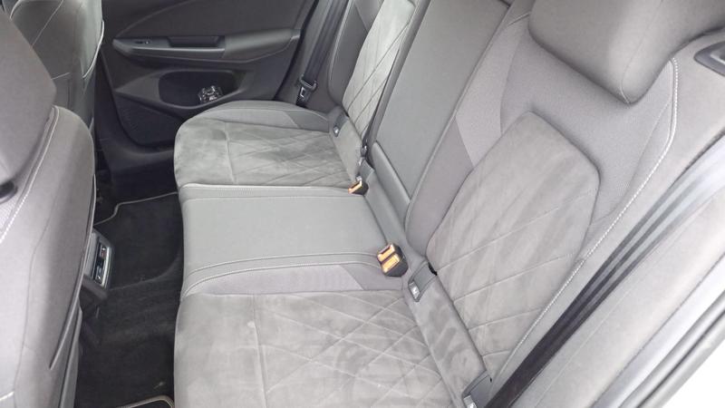 Volkswagen Golf 1.5 eTSI 150 Dsg7 Style First Edition - Automatique Entretien constructeur