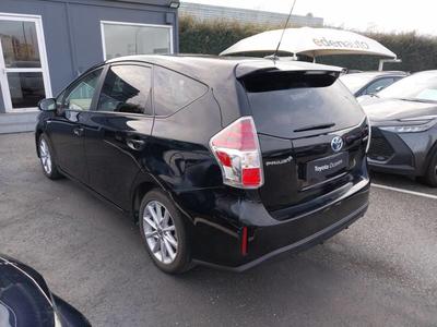 Toyota Prius + 136h SkyView