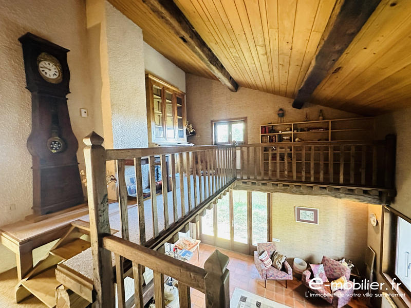 Maison - 172 m² - 7 pièces