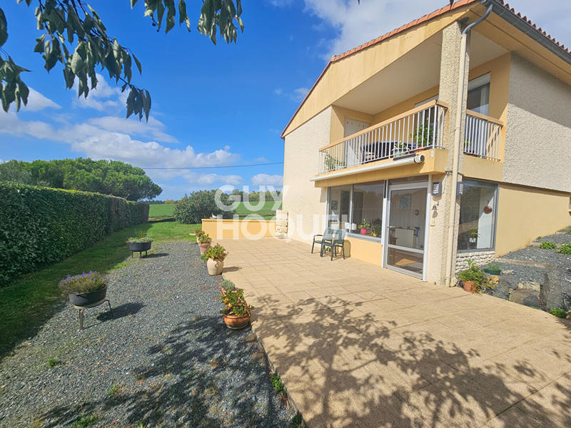 Maison - 151 m² - 8 pièces