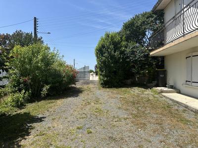 Maison - 81 m² - 4 pièces