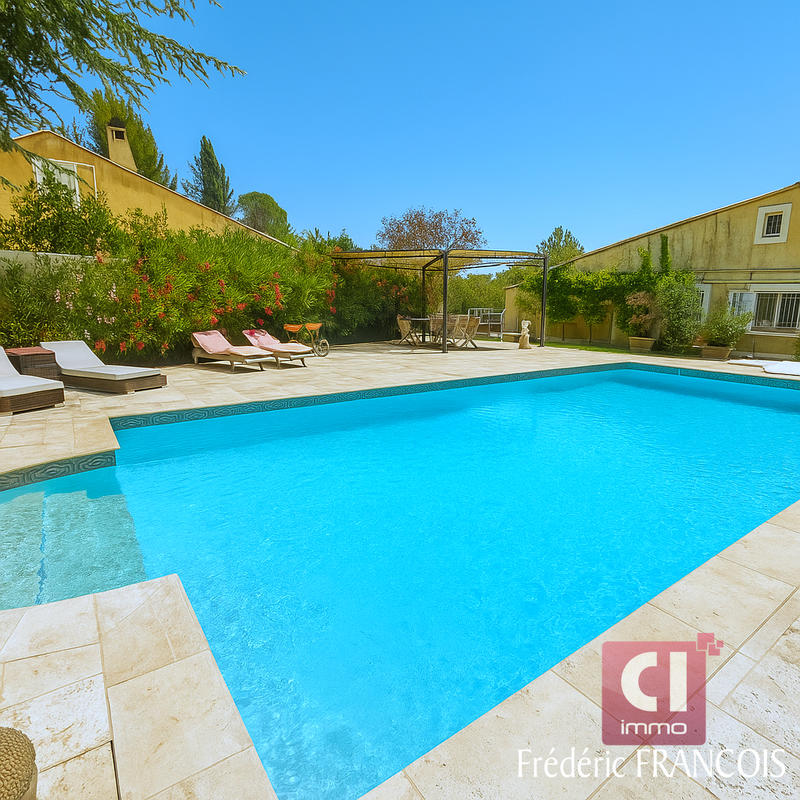 Maison - 163 m² - 5 pièces