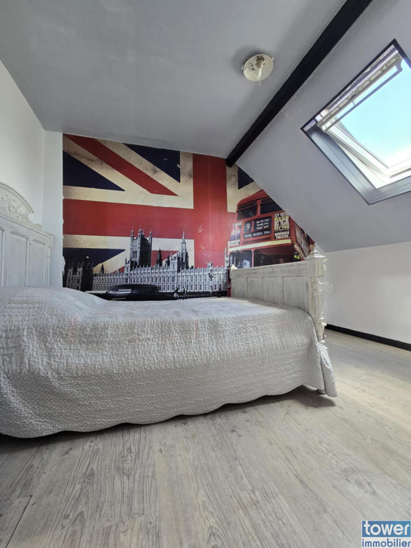 Maison - 96 m² - 5 pièces