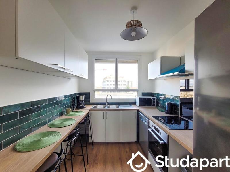 Chambre - 12 m² - 1 pièce