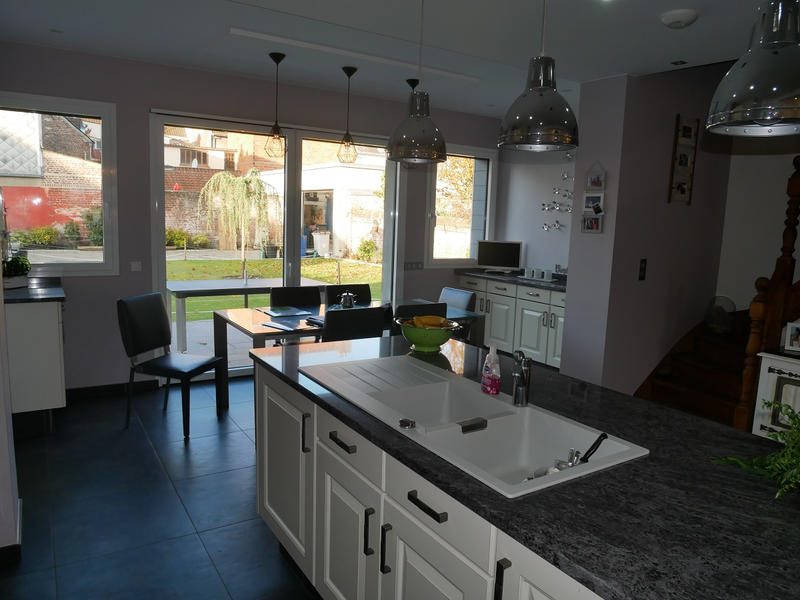 Maison - 244 m² - 10 pièces