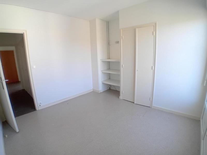 Appartement ancien - 84 m² - 5 pièces