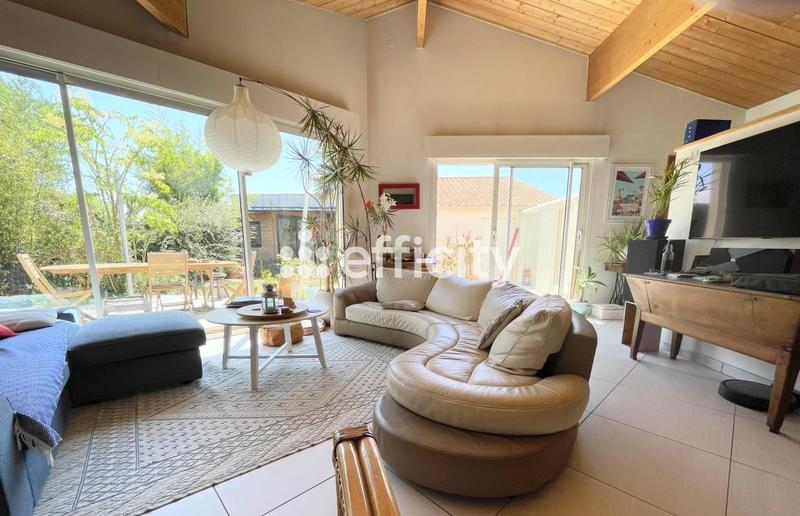 Maison - 161 m² - 5 pièces