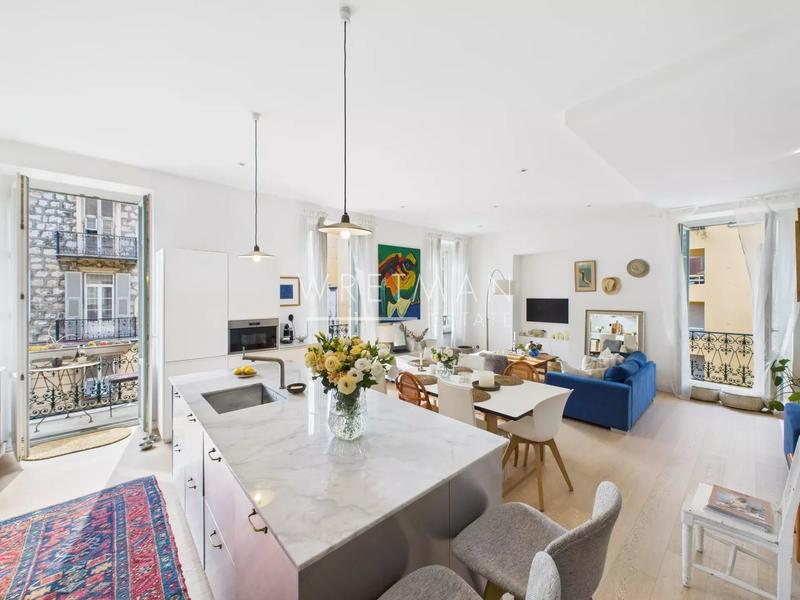 Appartement - 114 m² - 4 pièces