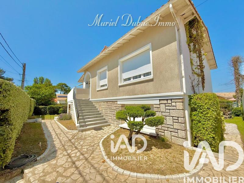 Maison - 200 m² - 6 pièces