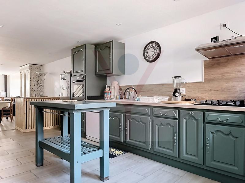 Maison - 99 m² - 3 pièces