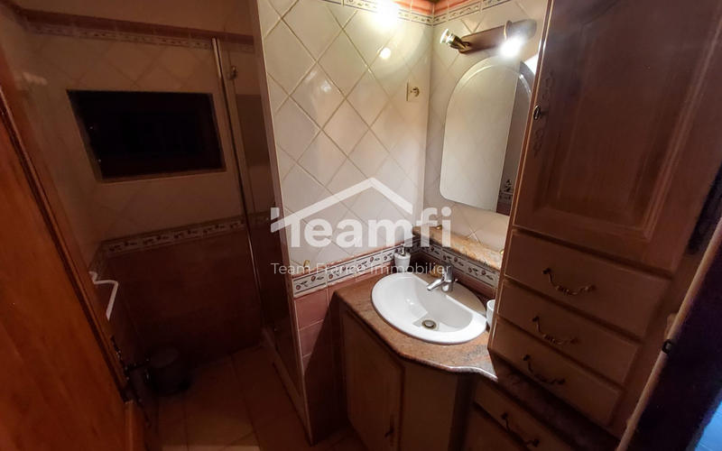 Maison traditionnelle - 139 m² - 6 pièces