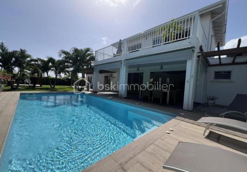 Villa - 143 m² - 5 pièces