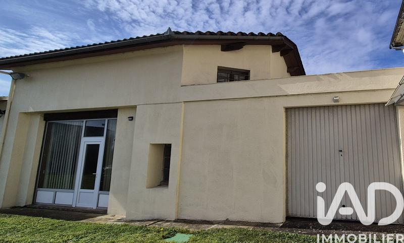 Maison - 280 m² - 9 pièces