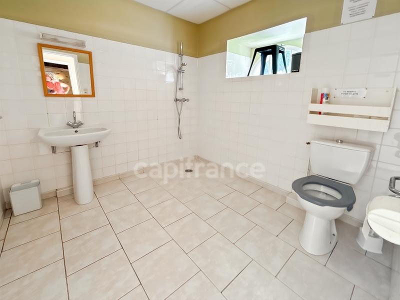 Propriété - 360 m² - 10 pièces