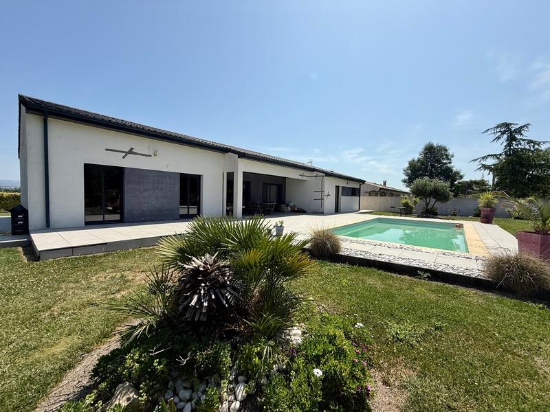 Villa - 144 m² - 6 pièces