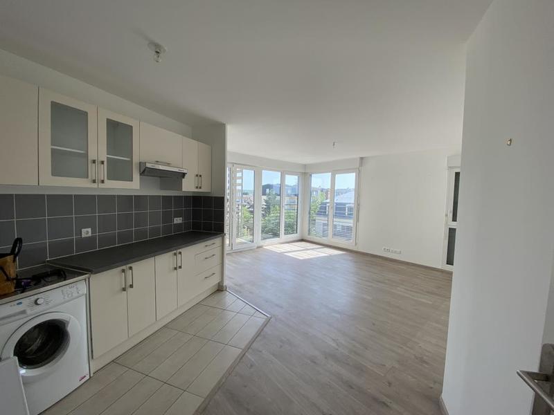 Appartement ancien - 63 m² - 3 pièces