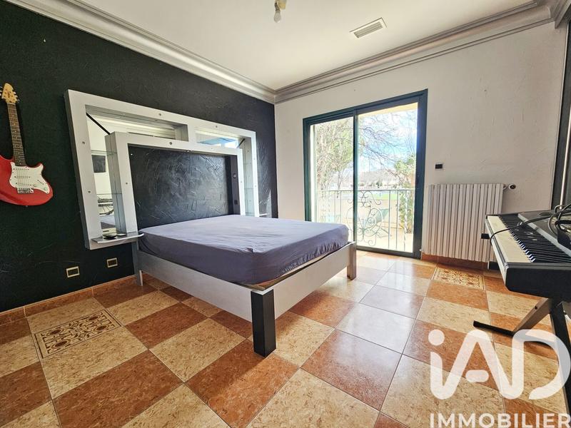 Maison - 186 m² - 6 pièces