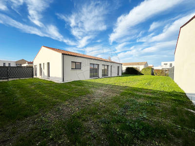 Maison - 140 m² - 5 pièces