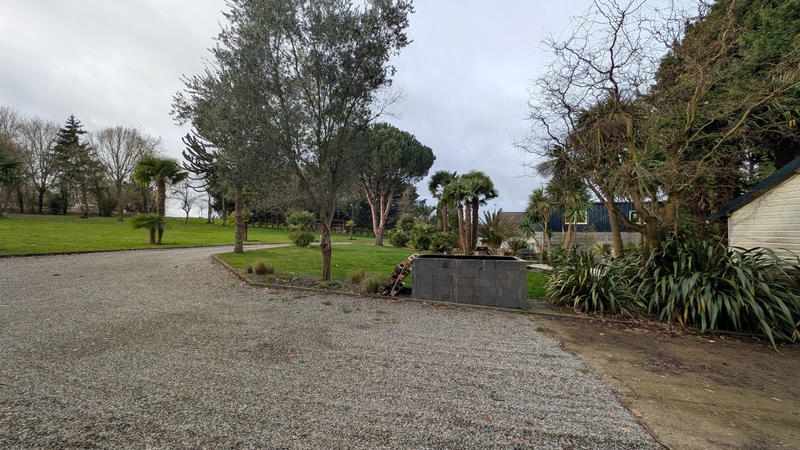 Propriété - 136 m² - 5 pièces