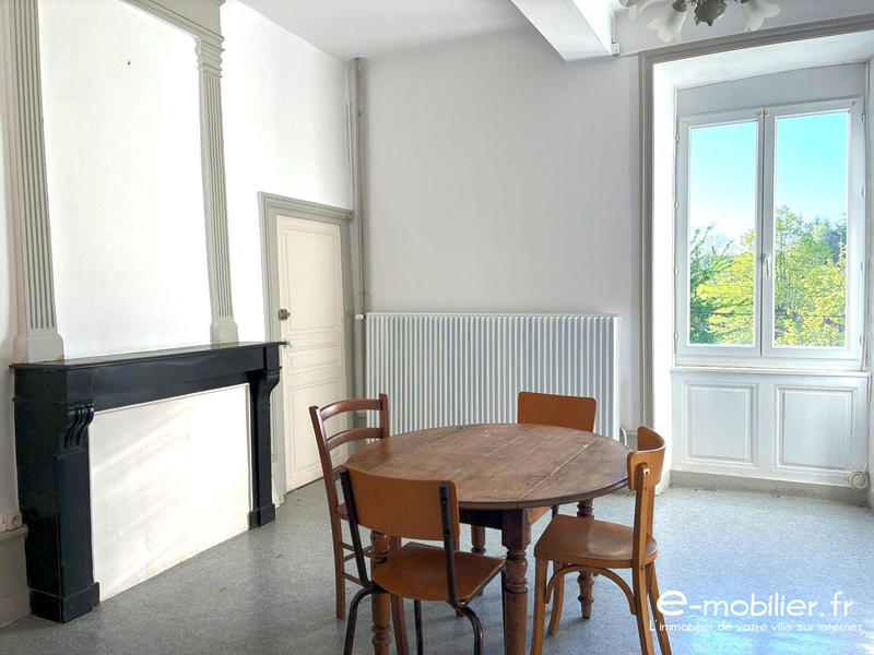 Maison ancienne - 220 m² - 9 pièces