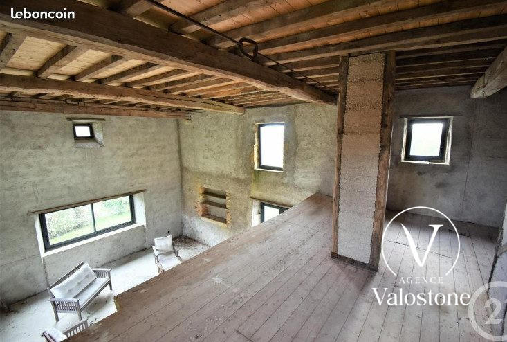 Maison - 264 m² - 6 pièces