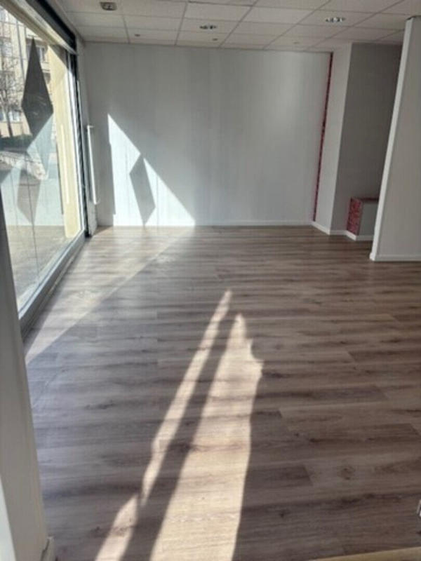 Local commercial - 83 m²