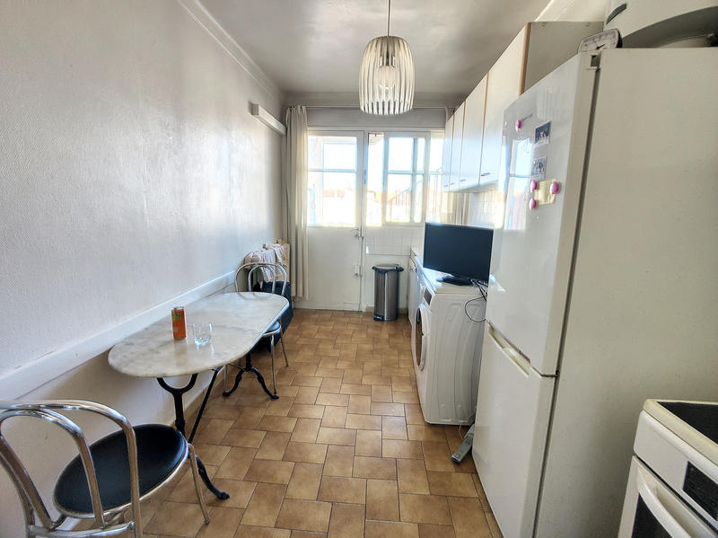 Appartement - 82 m² - 4 pièces