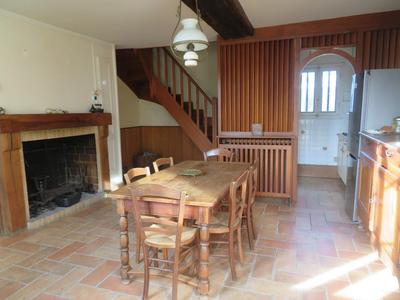 Maison - 152 m² - 8 pièces