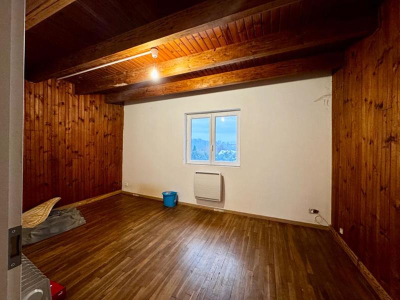 Local d'activité / Entrepôt - 879 m²