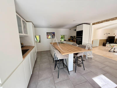 Maison - 149 m² - 4 pièces