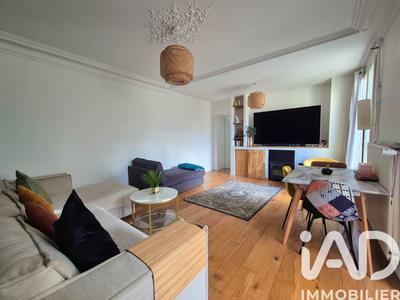 Maison - 88 m² - 4 pièces