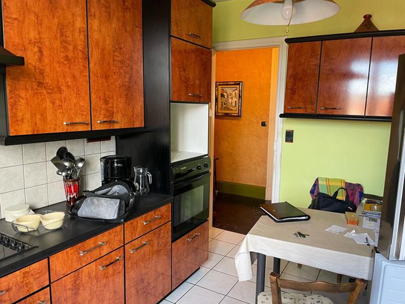 Appartement - 100 m² - 5 pièces