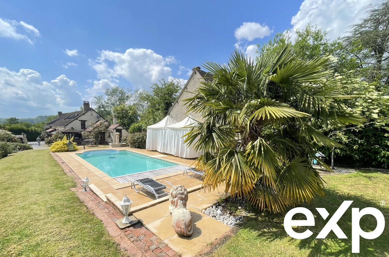 Maison ancienne - 167 m² - 8 pièces