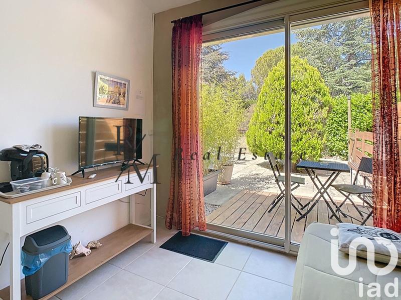 Maison - 330 m² - 12 pièces