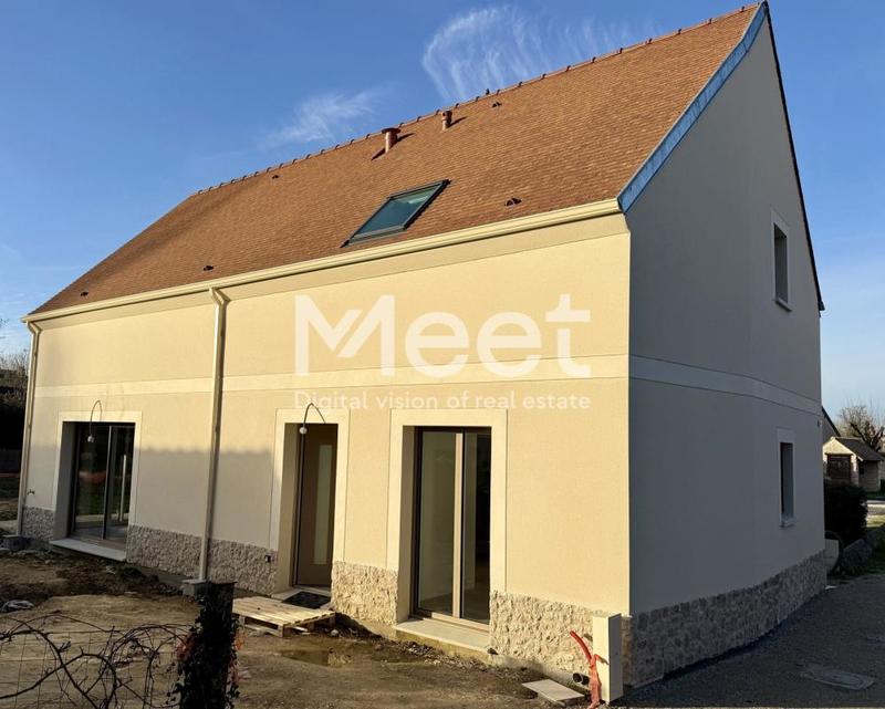 Maison - 140 m² - 6 pièces