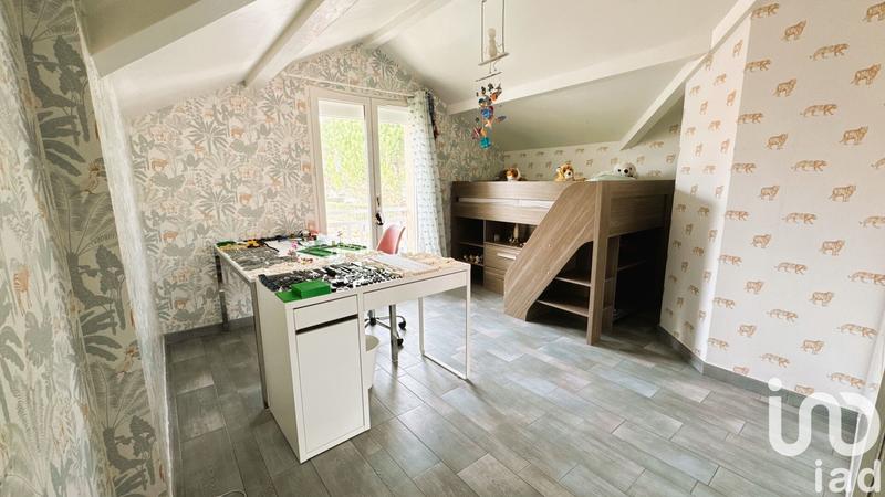 Maison - 215 m² - 6 pièces