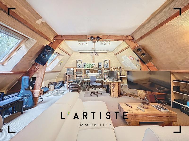 Maison - 188 m² - 7 pièces