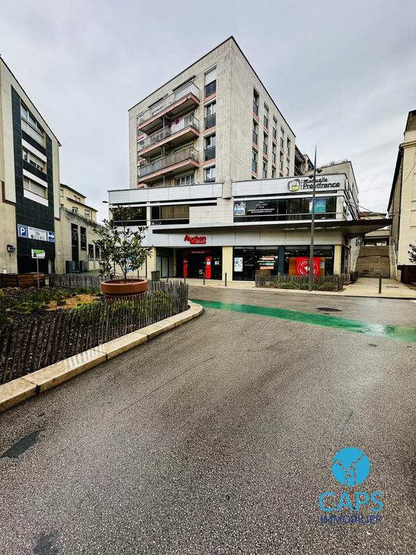 Appartement - 75 m² - 3 pièces