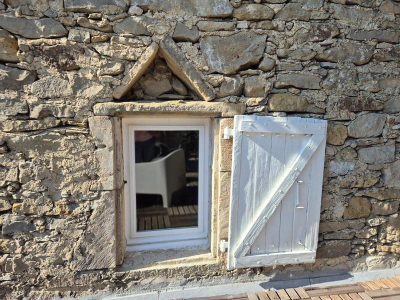 Maison en pierre - 180 m² - 6 pièces